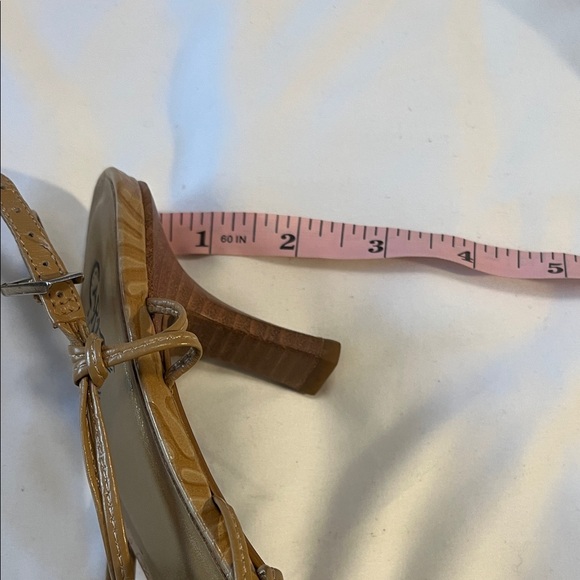 Carlos Santana Tan Strappy Heels - Picture 6 of 6